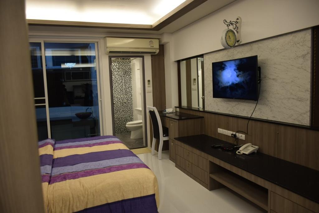 Family Suite Room Pratunam Бангкок Экстерьер фото