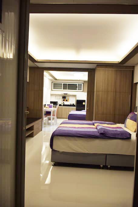 Family Suite Room Pratunam Бангкок Экстерьер фото